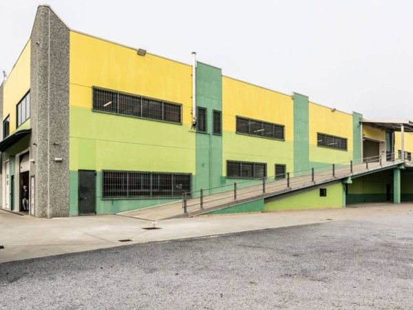 locale commerciale in affitto a Genola