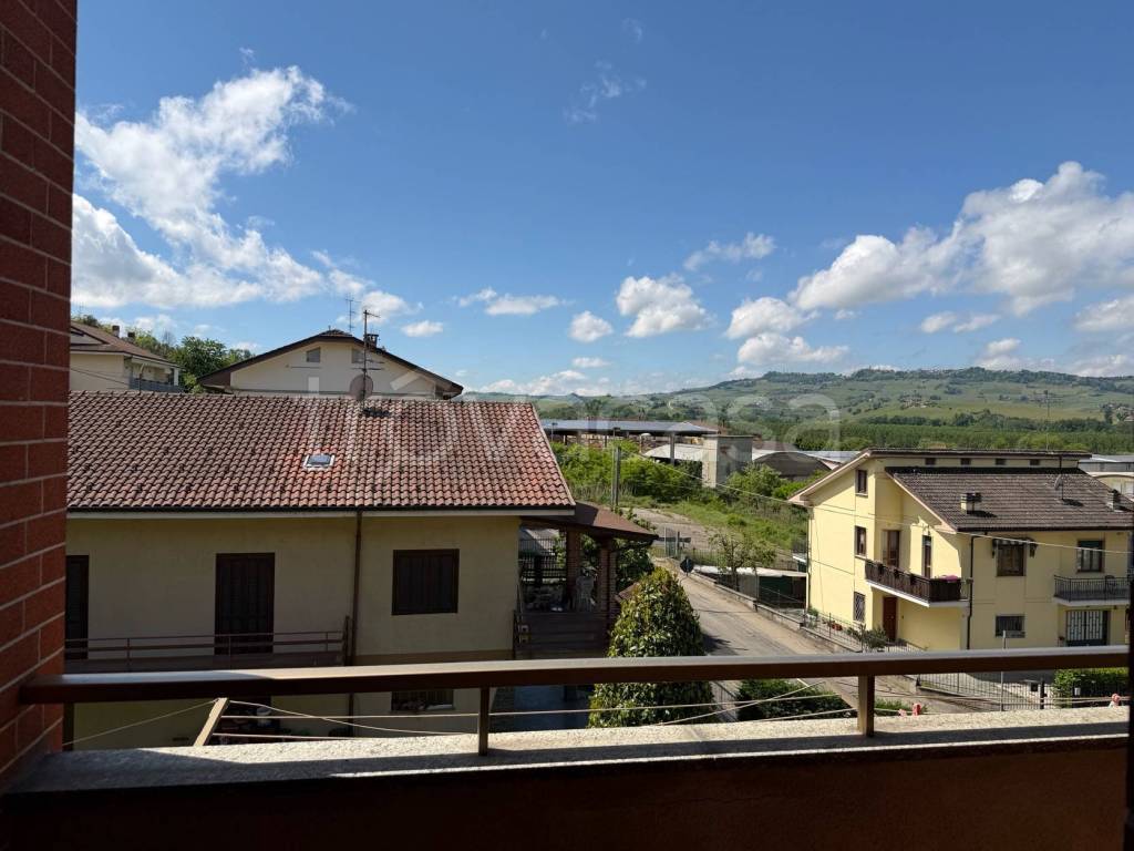 appartamento in affitto a Grinzane Cavour in zona Gallo