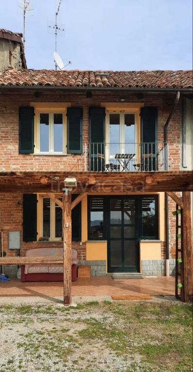 casa indipendente in affitto a Magliano Alfieri