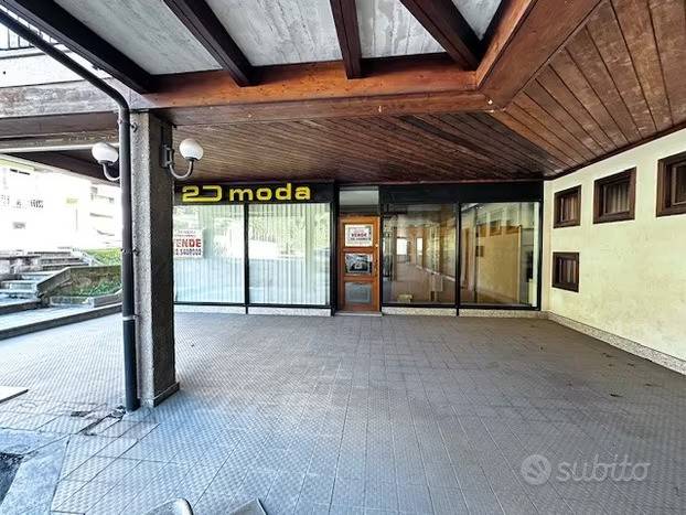 negozio in affitto a Moiola