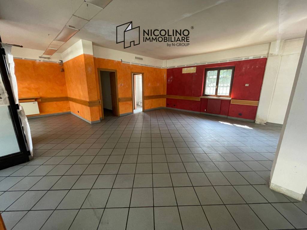 negozio in affitto a Moiola