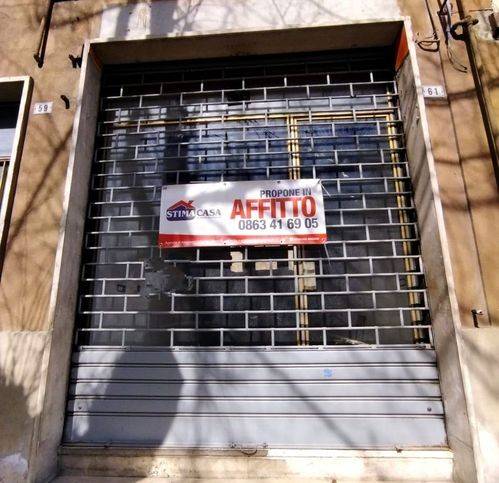 negozio in affitto ad Avezzano