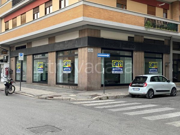 negozio in affitto ad Avezzano