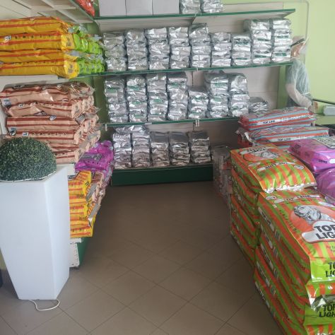 locale commerciale in affitto ad Avezzano