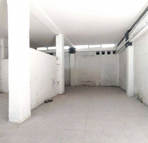 locale commerciale in affitto ad Avezzano