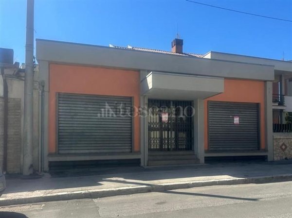 locale commerciale in affitto ad Avezzano