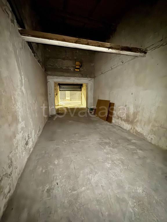 locale di sgombero in affitto ad Avezzano