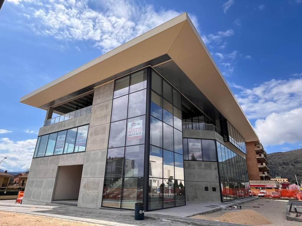 intera palazzina in affitto ad Avezzano