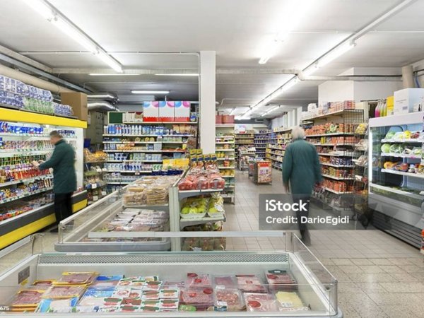 negozio in affitto ad Avezzano