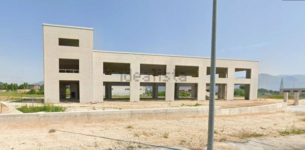capannone in affitto ad Avezzano