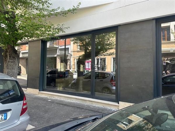 trivano in affitto ad Avezzano