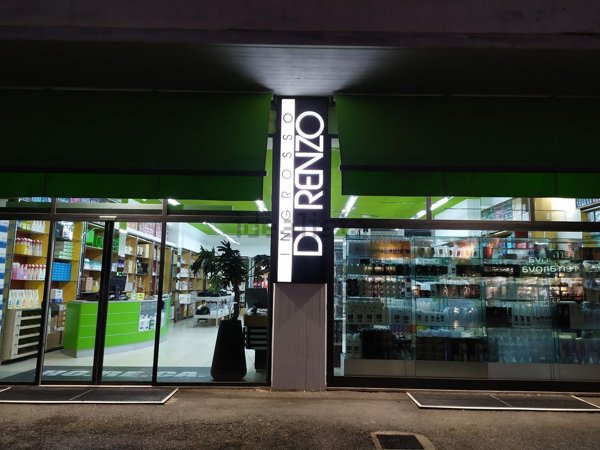 locale commerciale in affitto ad Avezzano in zona Caruscino