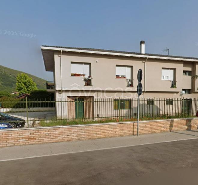 appartamento in affitto ad Avezzano in zona Caruscino
