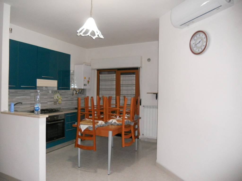 appartamento in affitto ad Avezzano in zona Caruscino