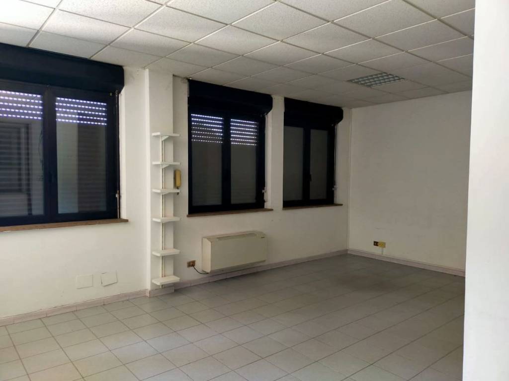 ufficio in affitto a Carsoli
