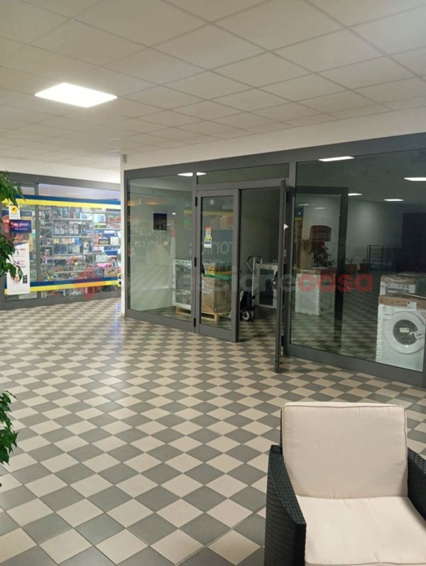 negozio in affitto a Carsoli