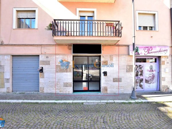 negozio in affitto a Carsoli