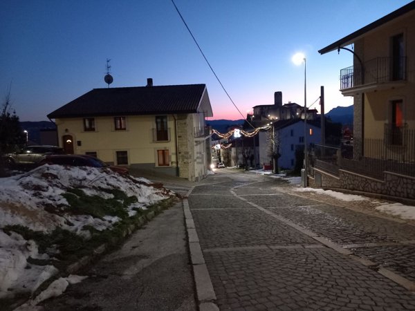 appartamento in affitto a Castel di Sangro in zona Roccacinquemiglia