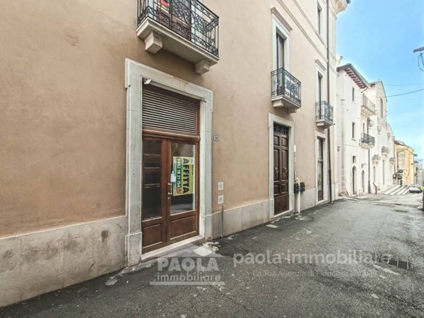 negozio in affitto a L'Aquila in zona Centro Città