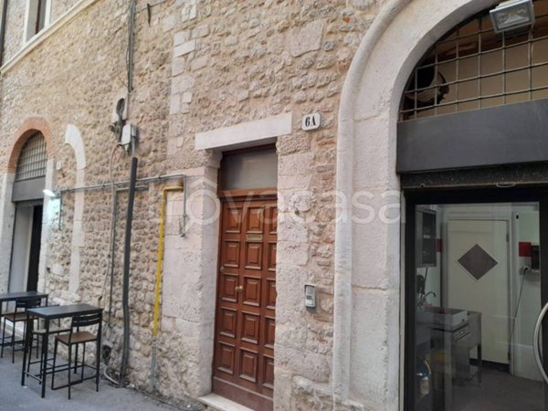 negozio in affitto a L'Aquila in zona Centro Città