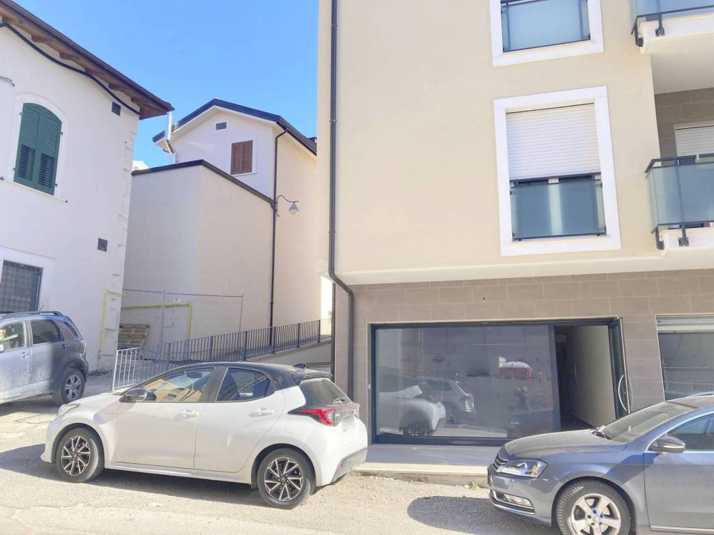 negozio in affitto a L'Aquila in zona Centro Città