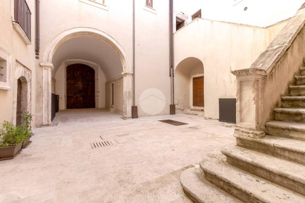 appartamento in affitto a L'Aquila in zona Centro Città