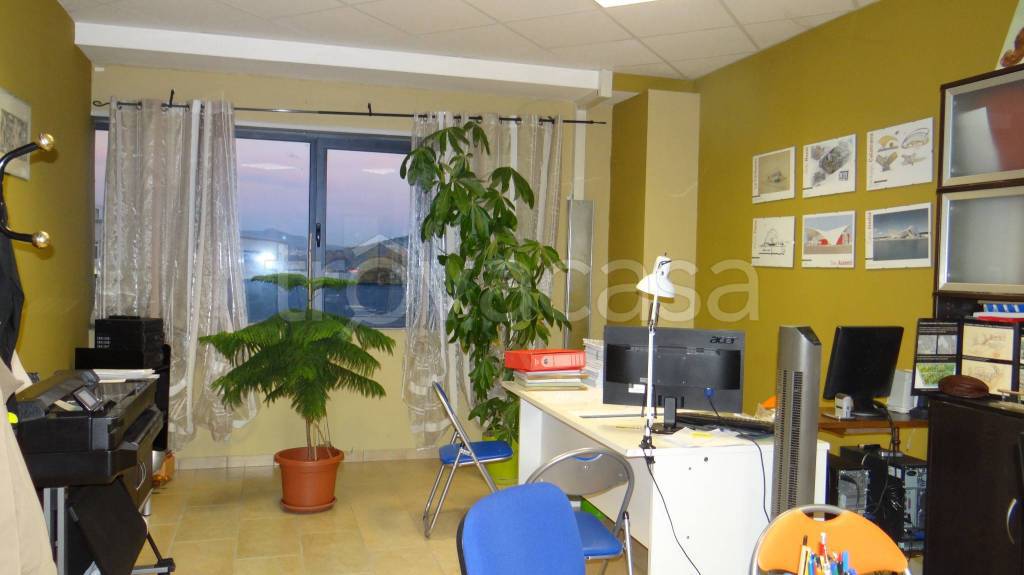 ufficio in affitto a L'Aquila