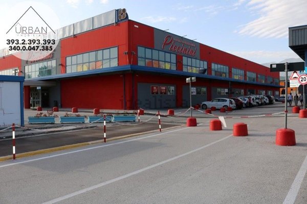 locale commerciale in affitto a L'Aquila in zona Nucleo Industriale di Bazzano