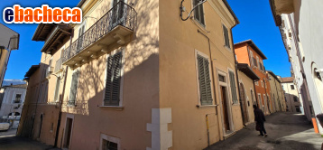 appartamento in affitto a L'Aquila in zona Centro Città