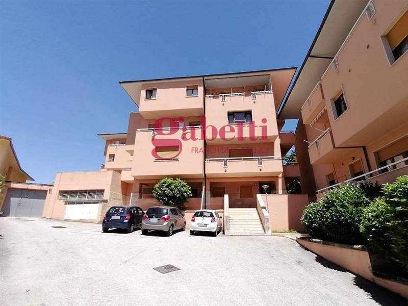 appartamento in affitto a L'Aquila in zona Centro Città