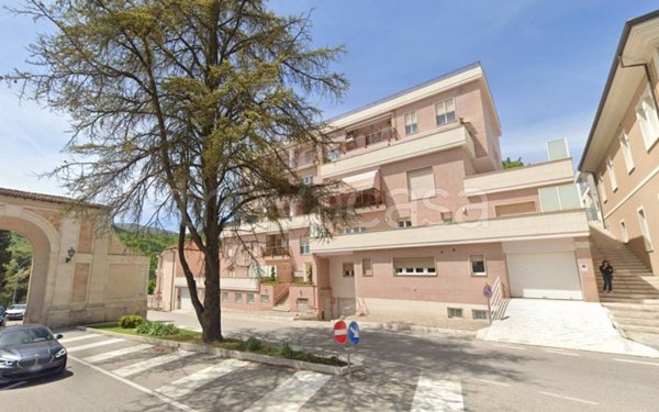 casa indipendente in affitto a L'Aquila
