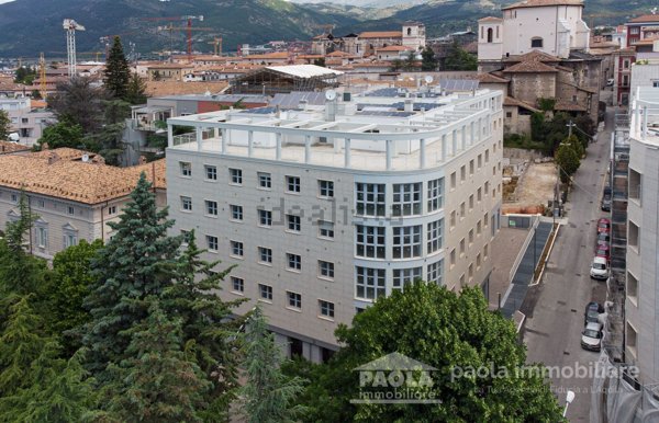 locale commerciale in affitto a L'Aquila