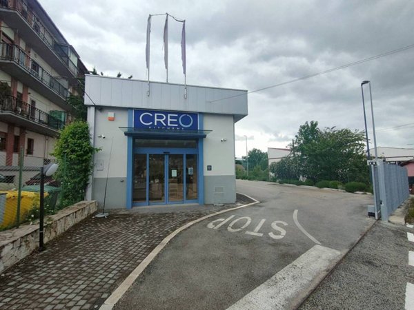 negozio in affitto a L'Aquila in zona Cansatessa