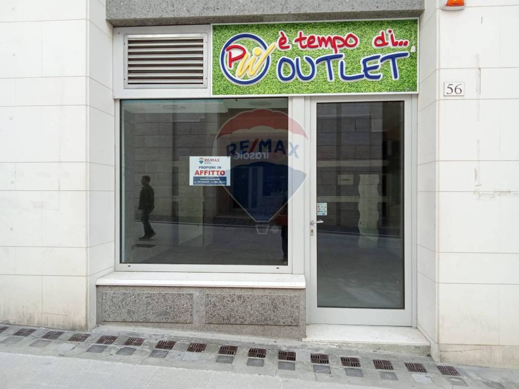 negozio in affitto a L'Aquila in zona Centro Città