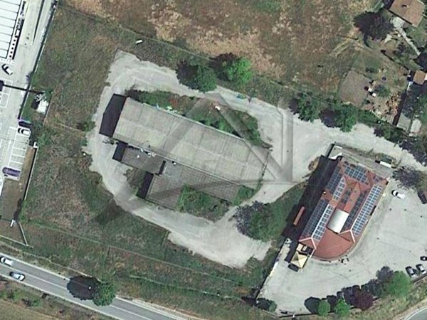 capannone in affitto a L'Aquila