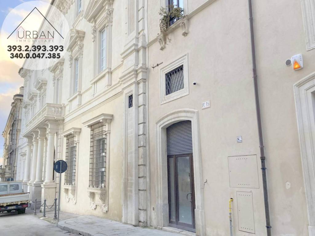 trivano in affitto a L'Aquila in zona Centro Città
