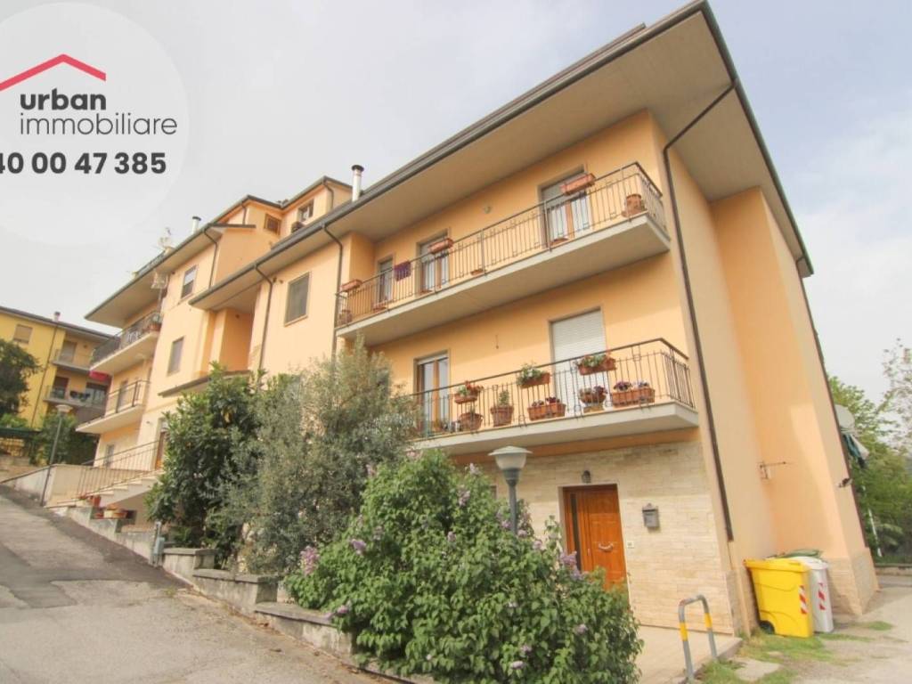 appartamento in affitto a L'Aquila in zona Cansatessa