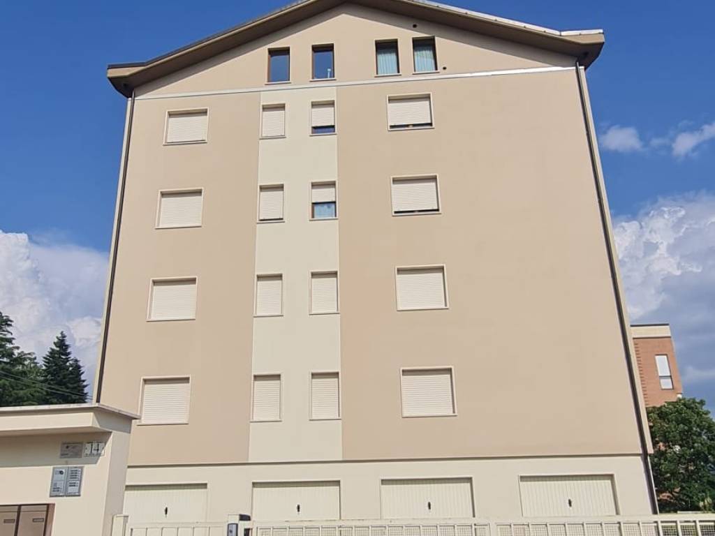 appartamento in affitto a L'Aquila in zona Cansatessa