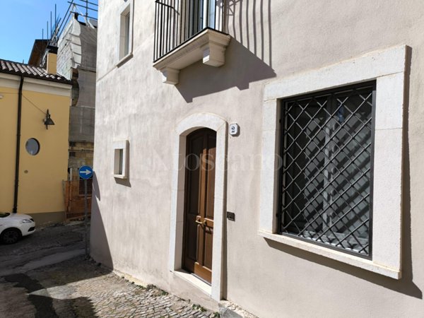 appartamento in affitto a L'Aquila in zona Centro Città