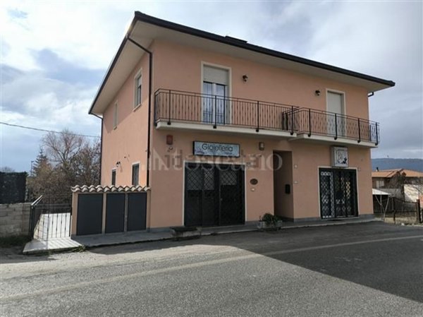 locale commerciale in affitto a L'Aquila in zona Paganica
