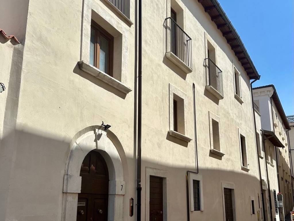 appartamento in affitto a L'Aquila in zona Centro Città