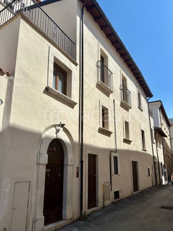 appartamento in affitto a L'Aquila in zona Centro Città