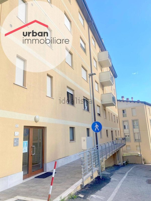 appartamento in affitto a L'Aquila in zona Centro Città