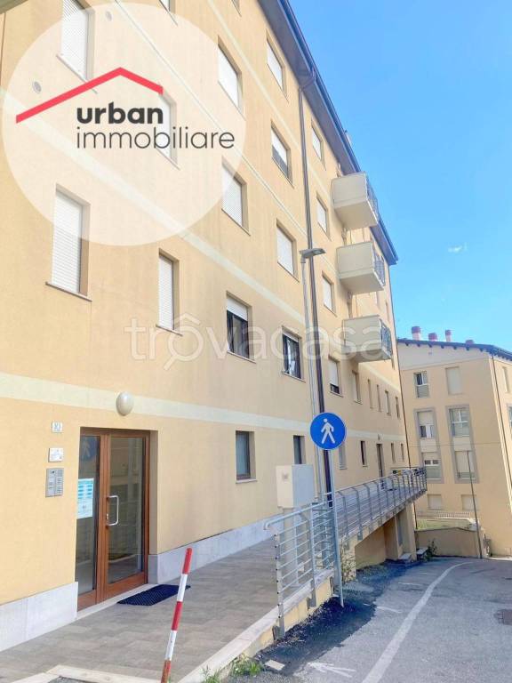 appartamento in affitto a L'Aquila in zona Centro Città
