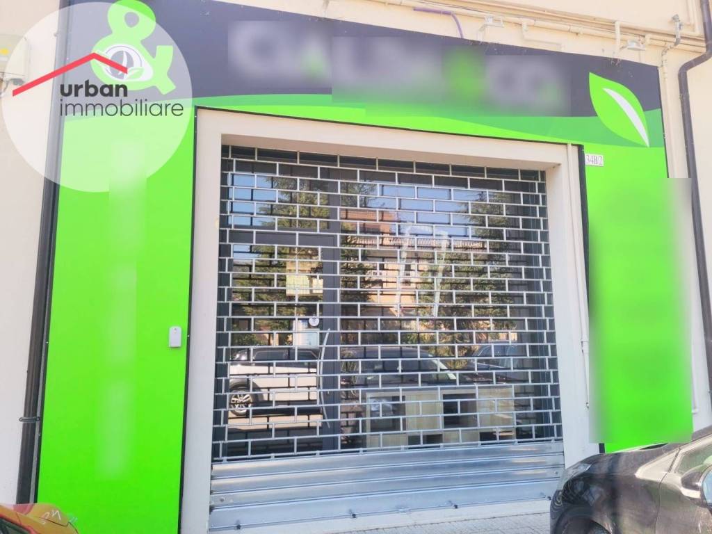 negozio in affitto a L'Aquila in zona Cansatessa