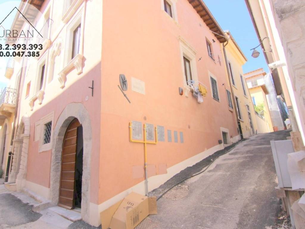 appartamento in affitto a L'Aquila in zona Centro Città