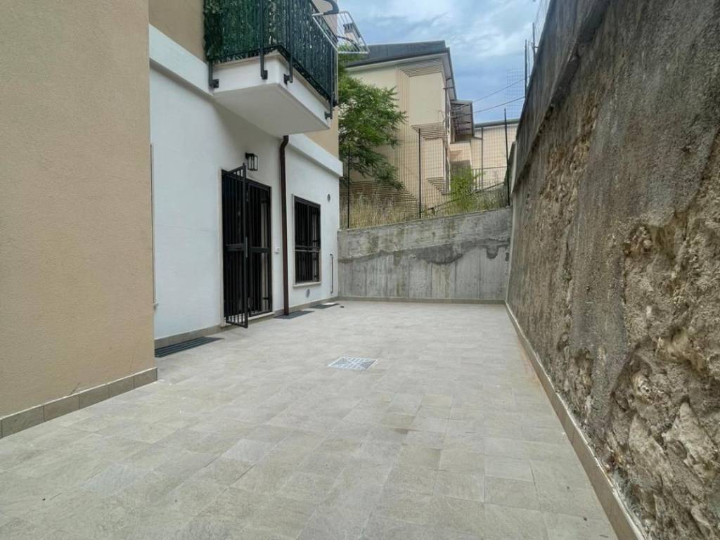 appartamento in affitto a L'Aquila in zona Centro Città