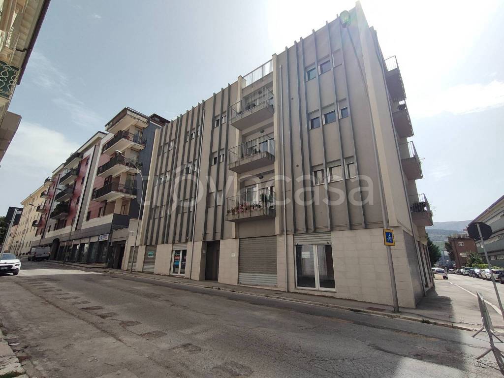 casa indipendente in affitto a L'Aquila