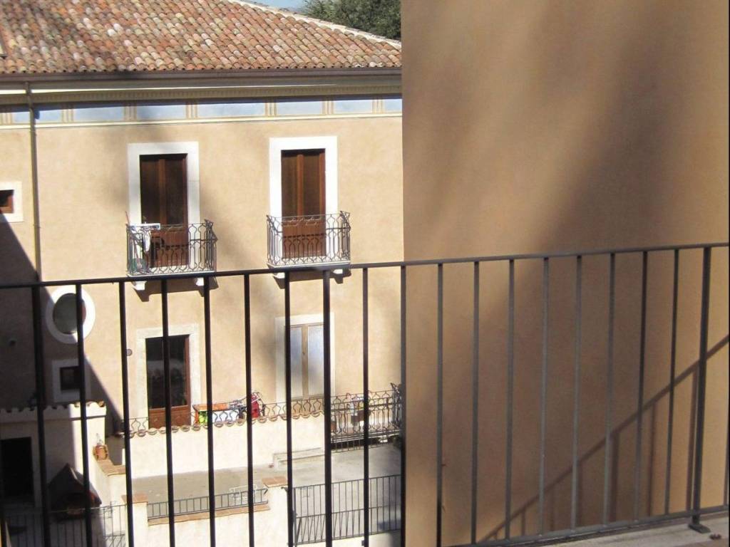 appartamento in affitto a L'Aquila in zona Centro Città