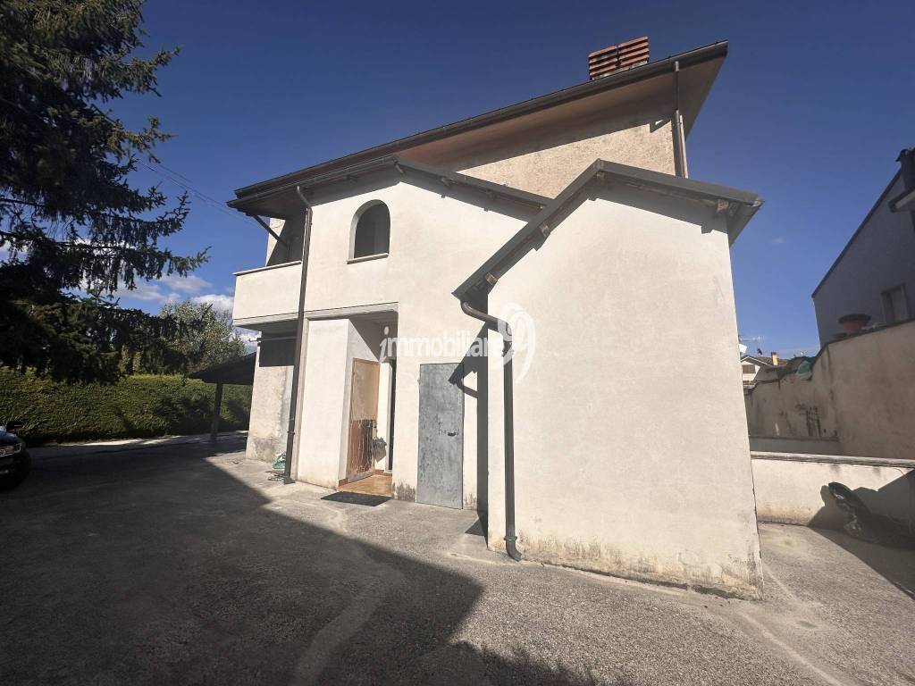appartamento in affitto a L'Aquila in zona Sassa Scalo